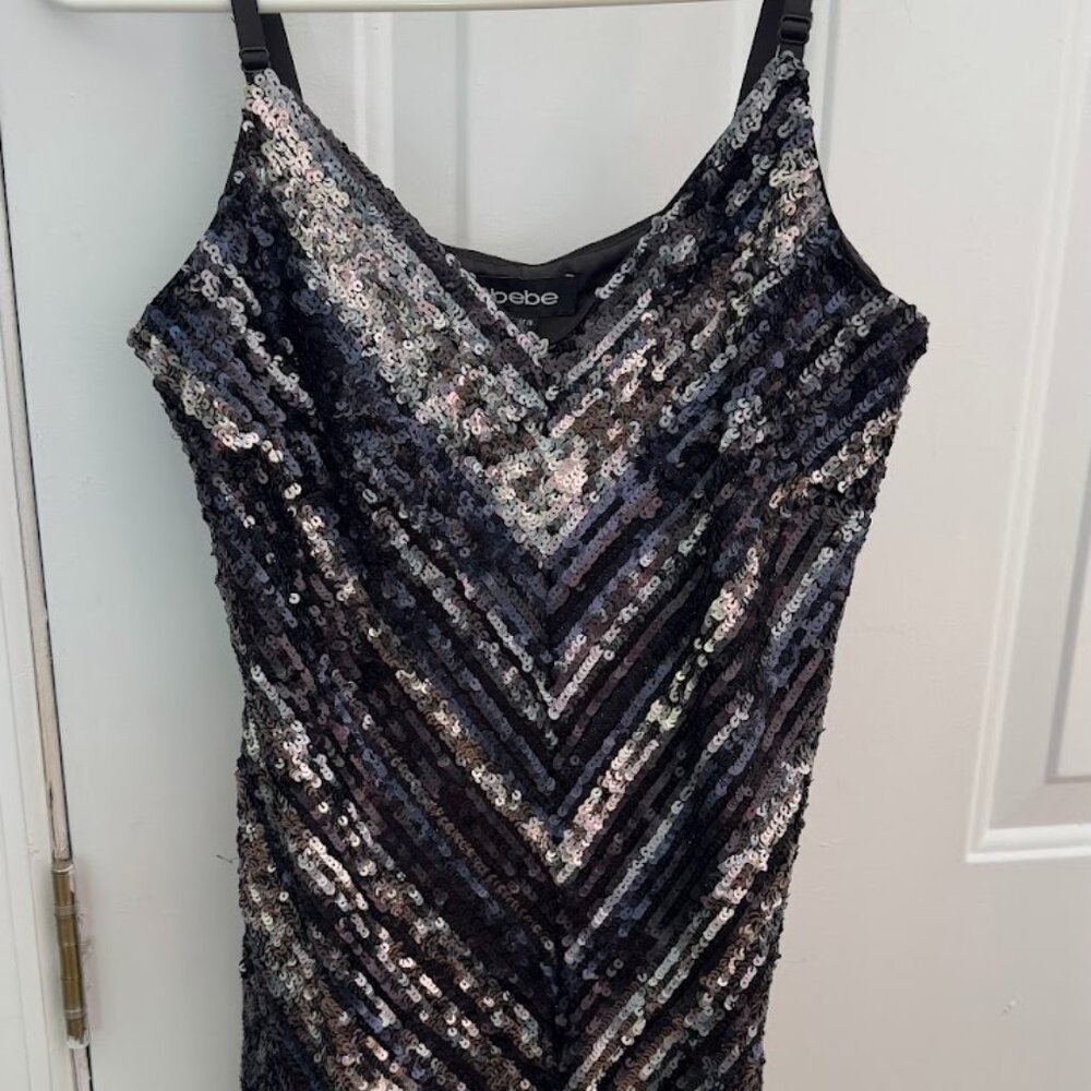 Bebe Black Sequin Dress V Neck V Striped Pattern